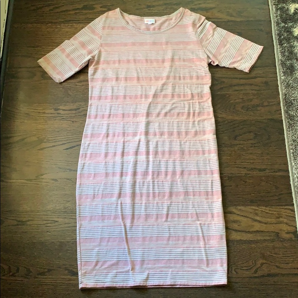 LuLaRoe T-shirt dress